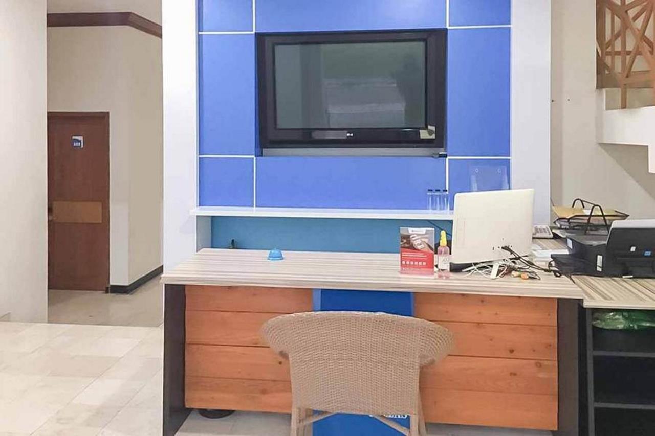 Reddoorz Plus At Panorama Villas Batu باتو المظهر الخارجي الصورة