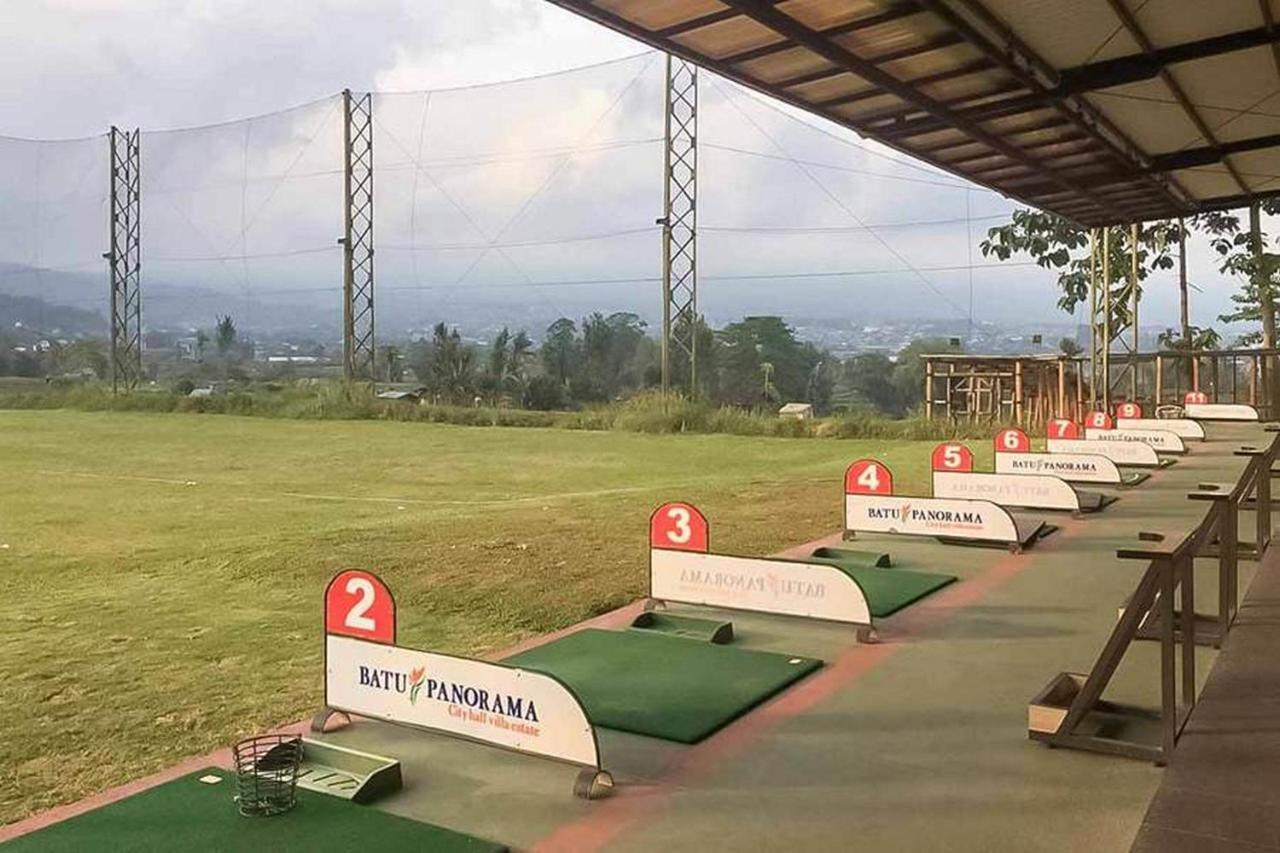 Reddoorz Plus At Panorama Villas Batu باتو المظهر الخارجي الصورة